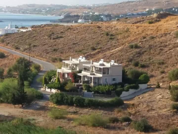 Aeolia Villas カリストス エクステリア 写真